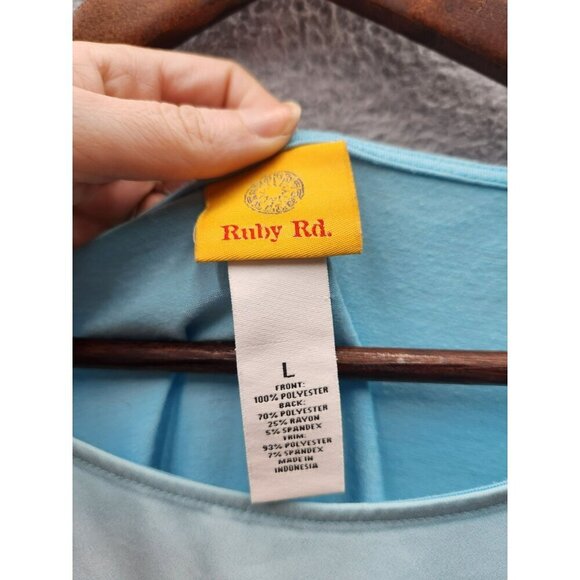 Ruby Rd. Large Womens Scenic Print Top With Blue Hem & Short Sleeves - Picture 2 of 4